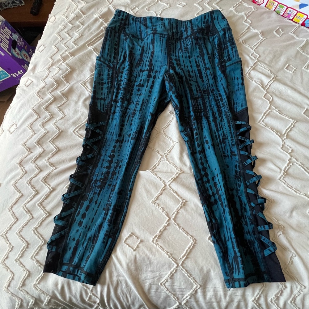 Torrid activewear leggings